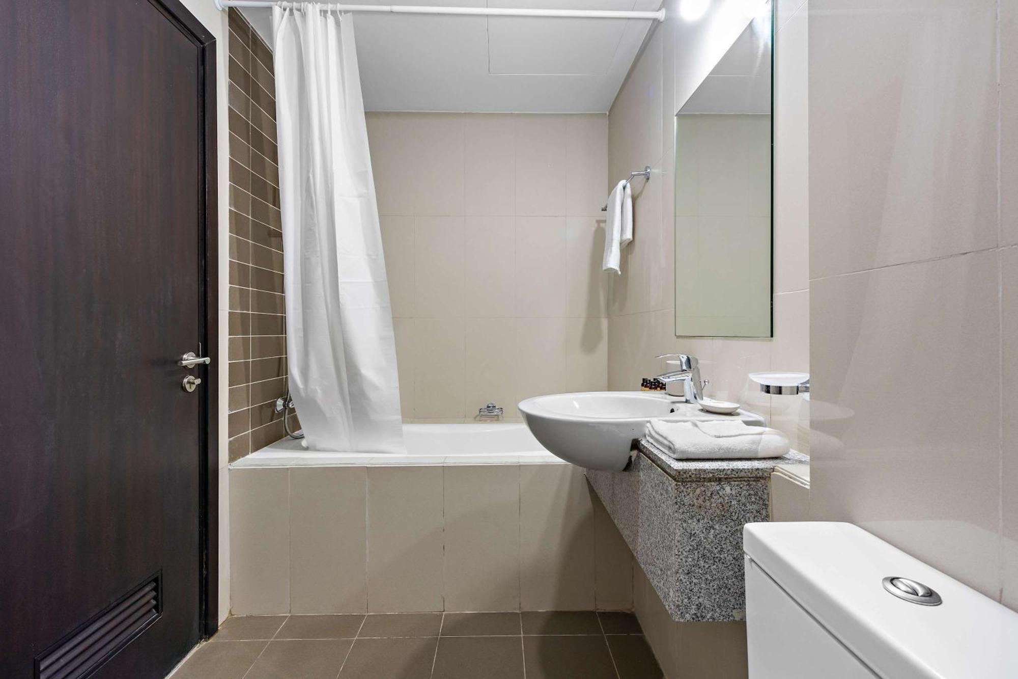 Appartement Silkhaus Spacious 1 Bdr Al Fay Park Nearby